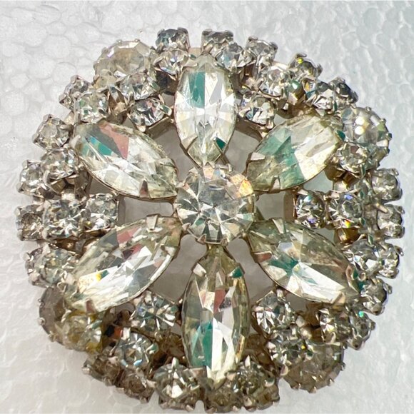 Vintage Rhinestone Brooch Flower Pinwheel Marquise Clear Crystals Silver Tone - Picture 2 of 7